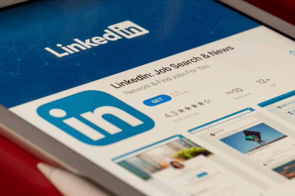 how to write a good new job post on linkedin